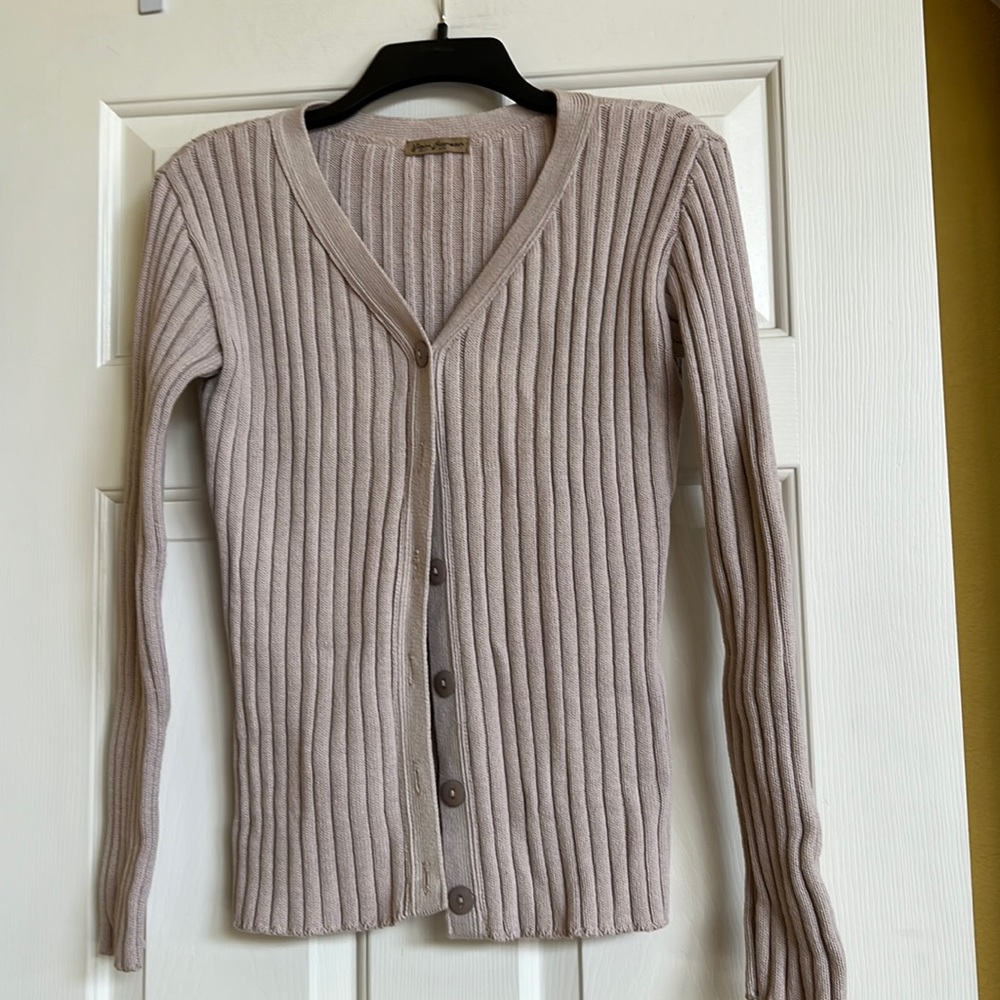 Rem Garson sweater NWOT